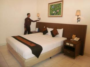 Hotel Padang Eksteriør billede
